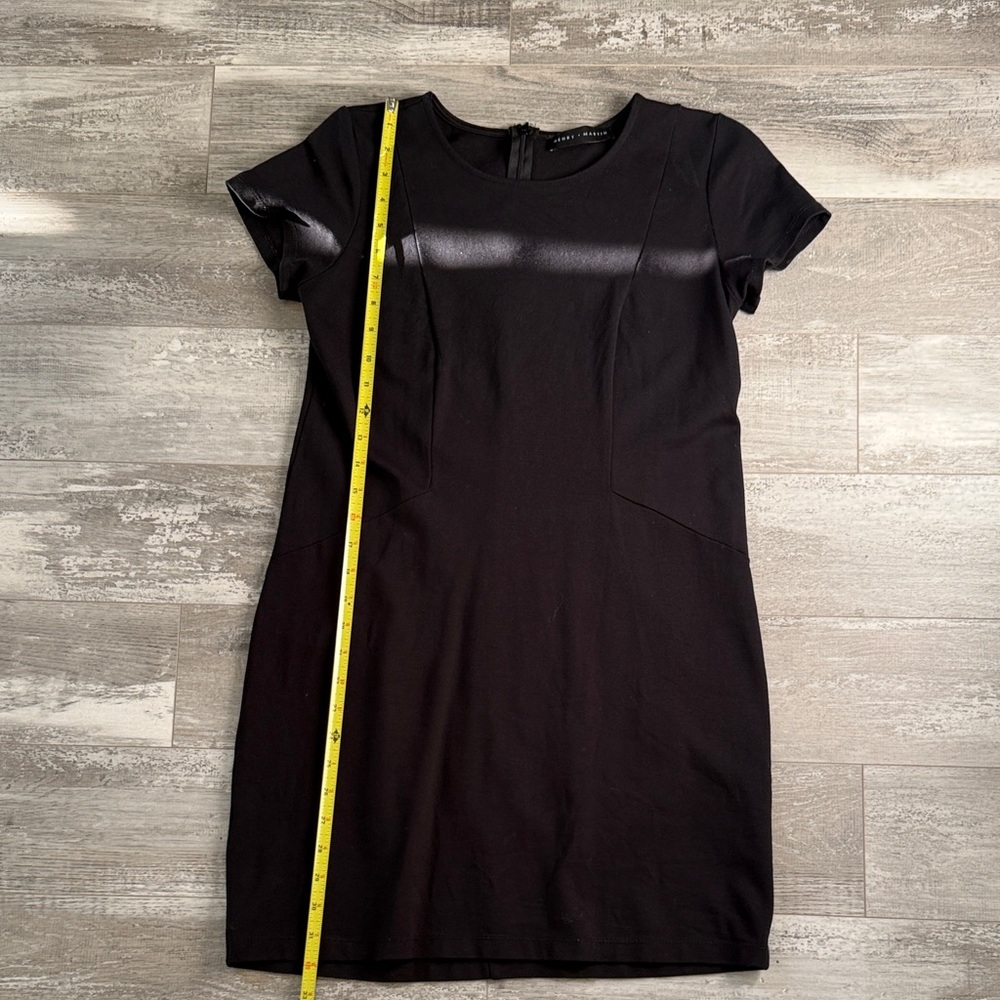 Black Short Sleeve Shift Dress